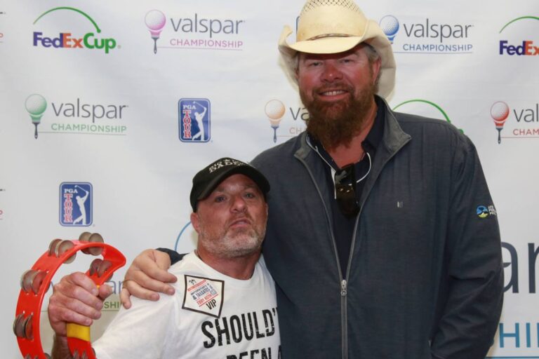 Does Toby Keith have a Twin Brother?